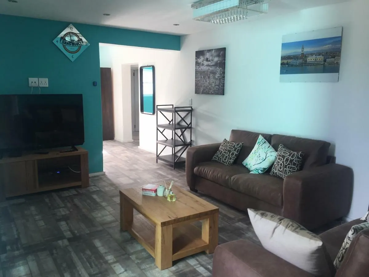 The Mountains Bed and Breakfast Κέιπ Τάουν Νότια Αφρική