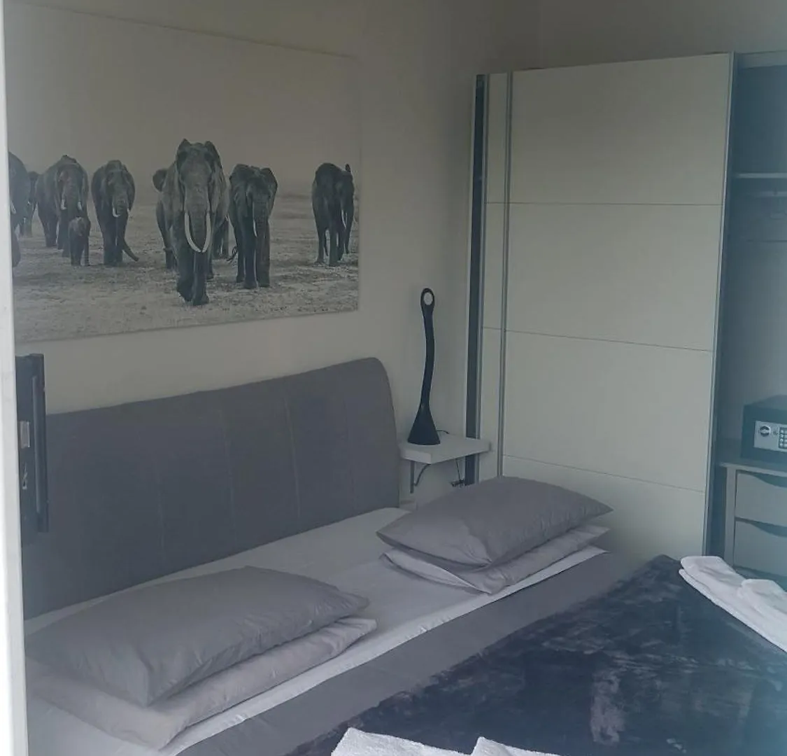 The Mountains Bed & Breakfast Cape Town